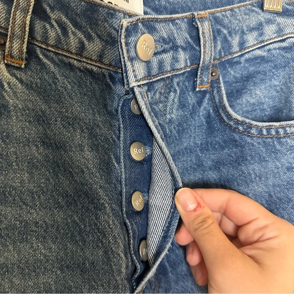 REFORMATION Cynthia High Rise Straight Jeans Colorado Medium Wash Button Up 25 - Picture 7 of 12